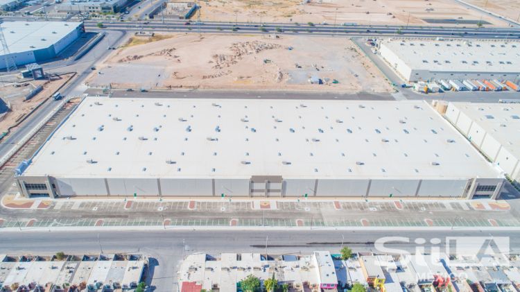Centro Industrial Juárez - FIBRAPL 15