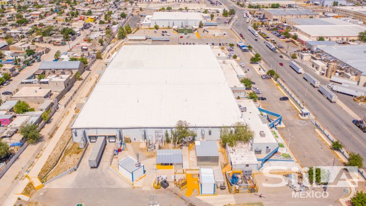 Aztecas Industrial Park - 02