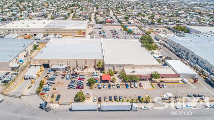 Aztecas Industrial Park - 12