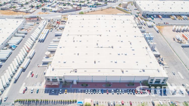 Centro Industrial Juárez - FIBRAPL 11