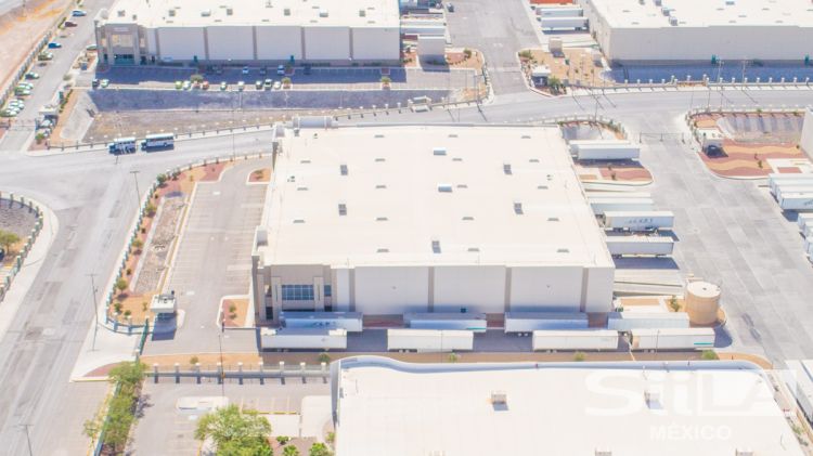 Centro Industrial Juárez - FIBRAPL 13