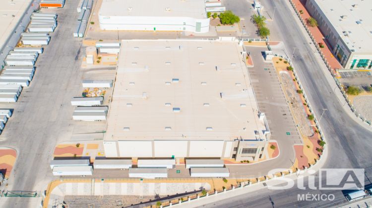 Centro Industrial Juárez - FIBRAPL 13