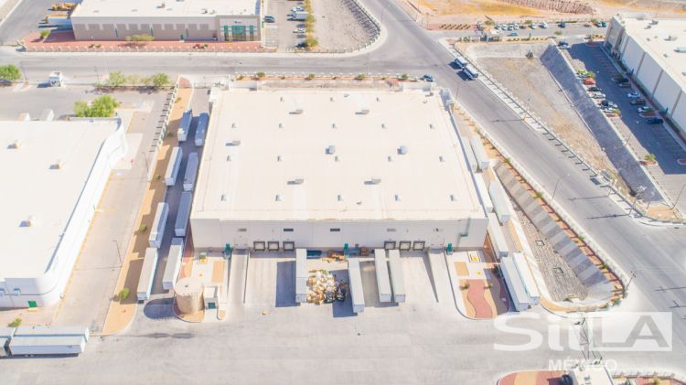 Centro Industrial Juárez - FIBRAPL 13