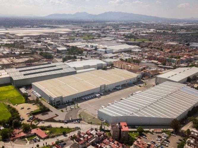 Prologis Fresno / Prologis Fresno 01