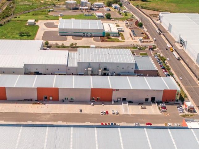 Techno Park Santa Fe IV / Nave 1