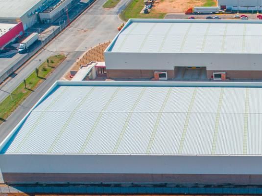 Logistik II Industrial Park / Ensamble Logístico Europa / Nave 64