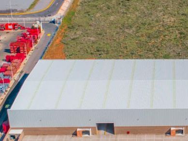 Logistik II Industrial Park / Ensamble Logístico Europa / Nave 98