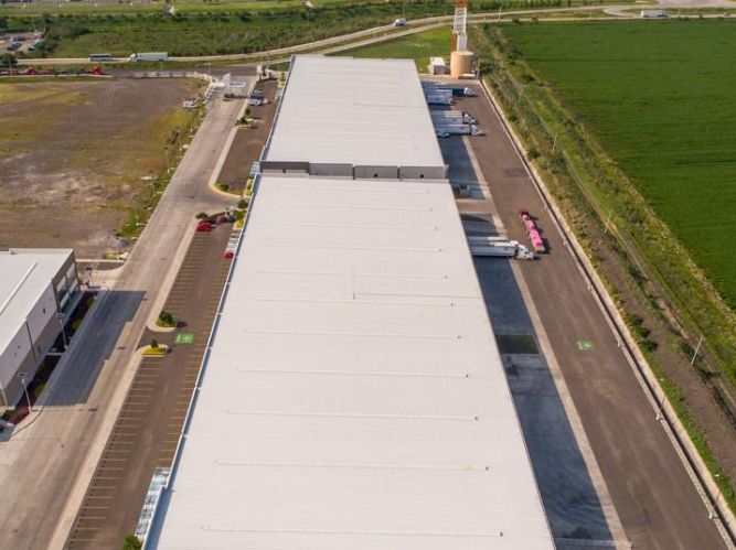 Bajío Industrial Park / Nave 2