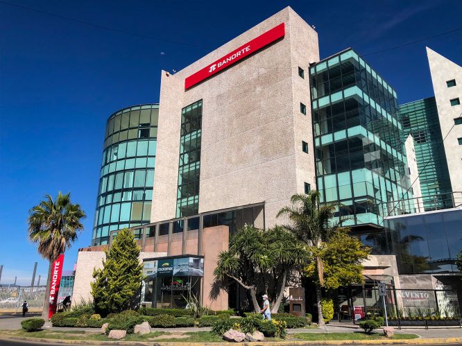 Corporativo PODI 106