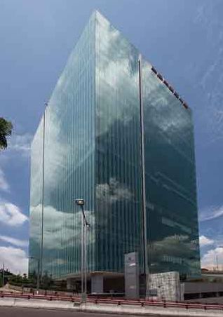 Espacio Santa Fe / Edificio Porsche