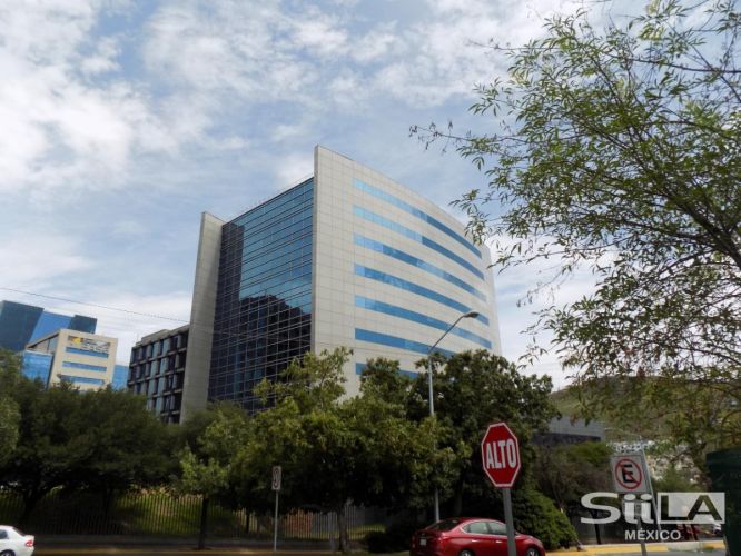 Parque Corporativo Valle Oriente - Torre 1