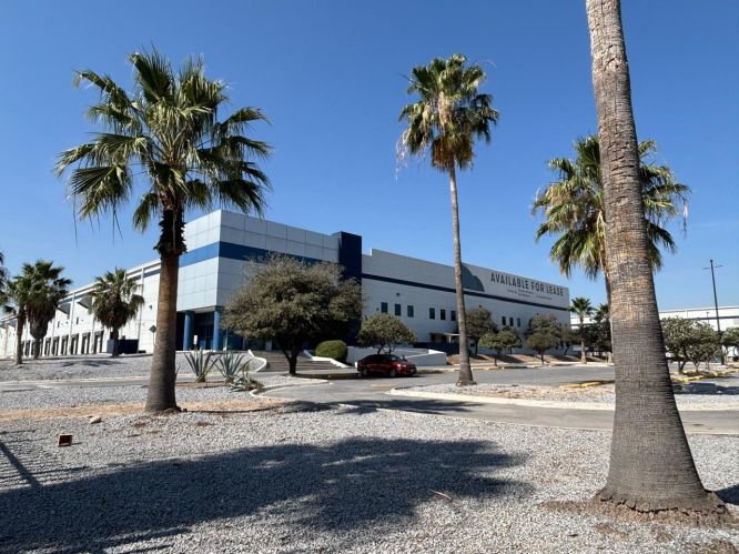 CPA-ADN Logistics Center - B001